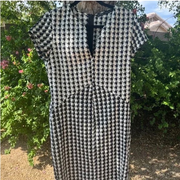 Zara Houndstooth Midi Sheath Dress - Picture 2 of 6